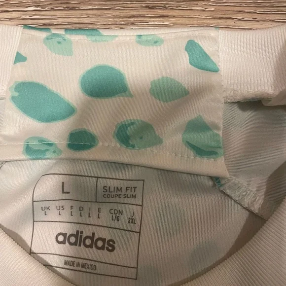 Women’s México National Team Jersey Mint and Pink - Picture 3 of 6